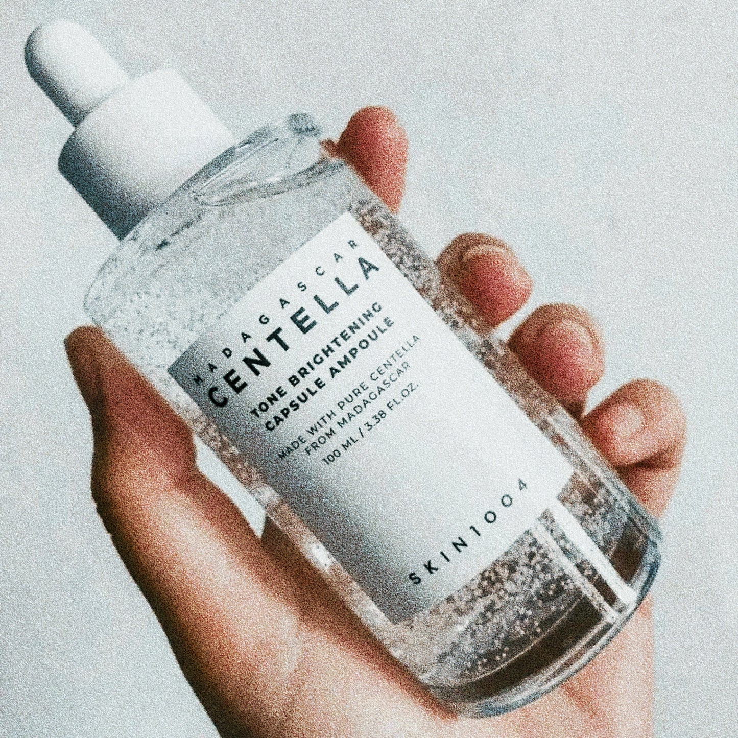 Madagascar Centella Tone Brighting Capsule Ampoule(100ml)